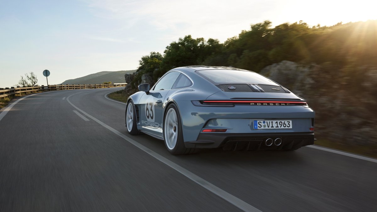 PorscheAus's tweet photo. Porsche is celebrating the 60th anniversary of the 911 with a special edition built for maximum driving enjoyment. The Porsche 911 S/T offers lightweight design and a purist driving experience. 

Read more: https://t.co/EimoYzPHJp https://t.co/a6H9MzRyAk