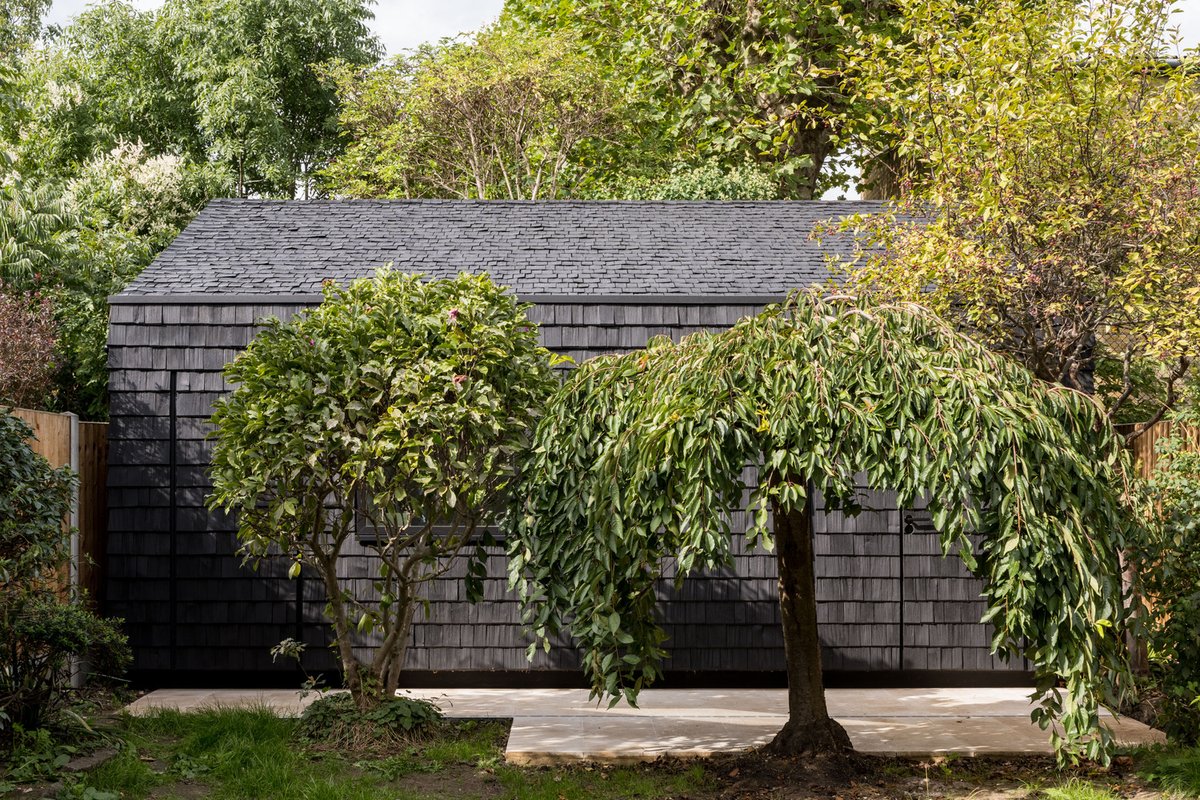 ArchDaily's tweet photo. Schindel Studio is a purpose-built, sustainable artist's #studio that uses shingles to clad the walls and roof, influenced by the vernacular #architecture of rural villages in the #Alps. https://t.co/FW7RJRiDhK https://t.co/MwT1B2Pzqe