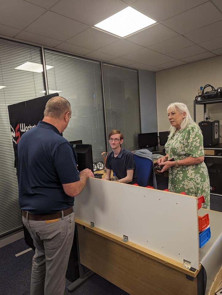 ASollowayUK's tweet photo. A lovely meeting this morning with the team from Strumis in Derby.

The company is the global leader in delivering software solutions to the steel fabrication industry. https://t.co/bowndLtNEb