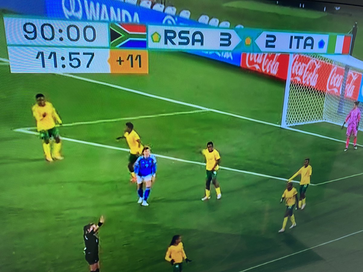 Oceans1972's tweet photo. Halala Banyana Banyana #WorldCup https://t.co/N8VM1wkBSy
