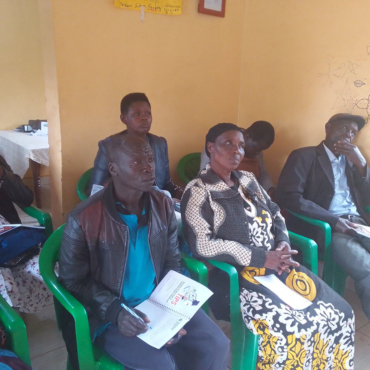 mtewiscof's tweet photo. MTEWISCOF today is previledged to be training it's farmers on the following programs 
Leadership and governance
Financial literacy
Agricultural marketing through Agribusiness development centre https://t.co/loNFx9Owxt
