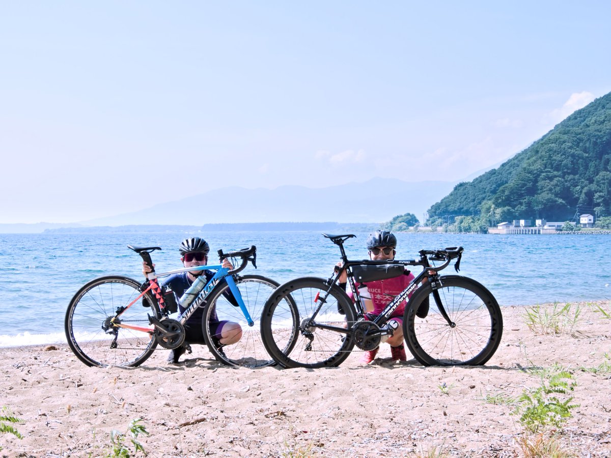 福島県の猪苗代湖に行ってきました！
景色が良い所でサイクリング、最高です！！