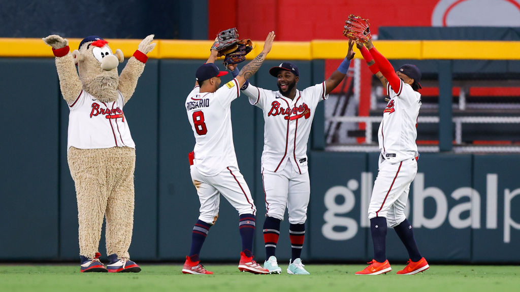 ESPNInsights's tweet photo. The Braves are averaging 1.05 runs in the 1st inning this season.

Since 1900, only 2 teams have recorded a higher average in the 1st inning in a season:

1901 Pirates (1.1)
1950 Red Sox (1.07)

h/t @EliasSports https://t.co/SmobpvmPTl