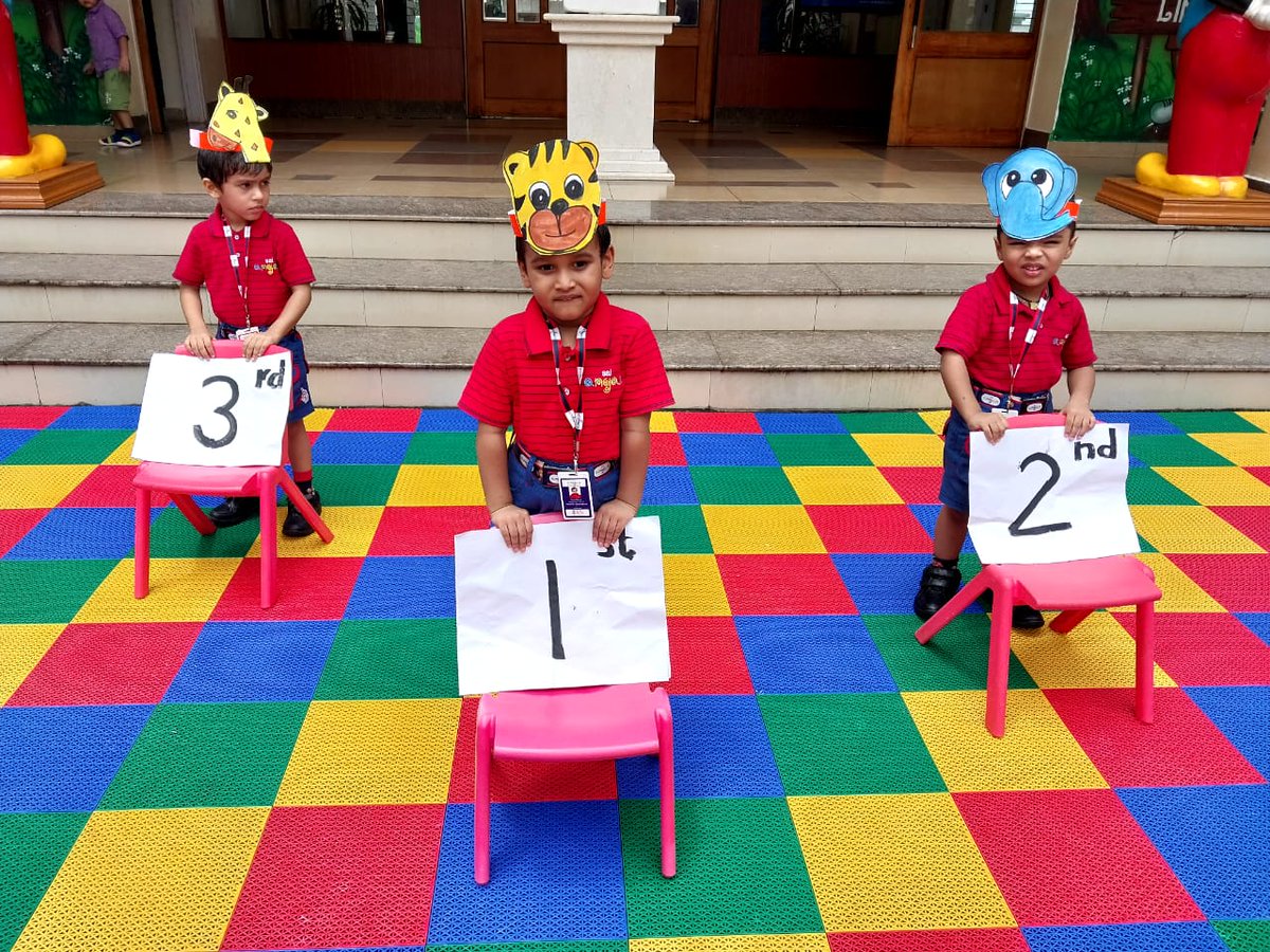 SAI_Edu_In's tweet image. Nursery students grasped Ordinal Numbers through storytelling and a race activity. Little SAIoneers enjoyed identifying objects&apos; positions in a sequence, making learning logical and fun.

#LogicalLearning #FunLearning #OrdinalNumbers #Storytelling #RaceActivity