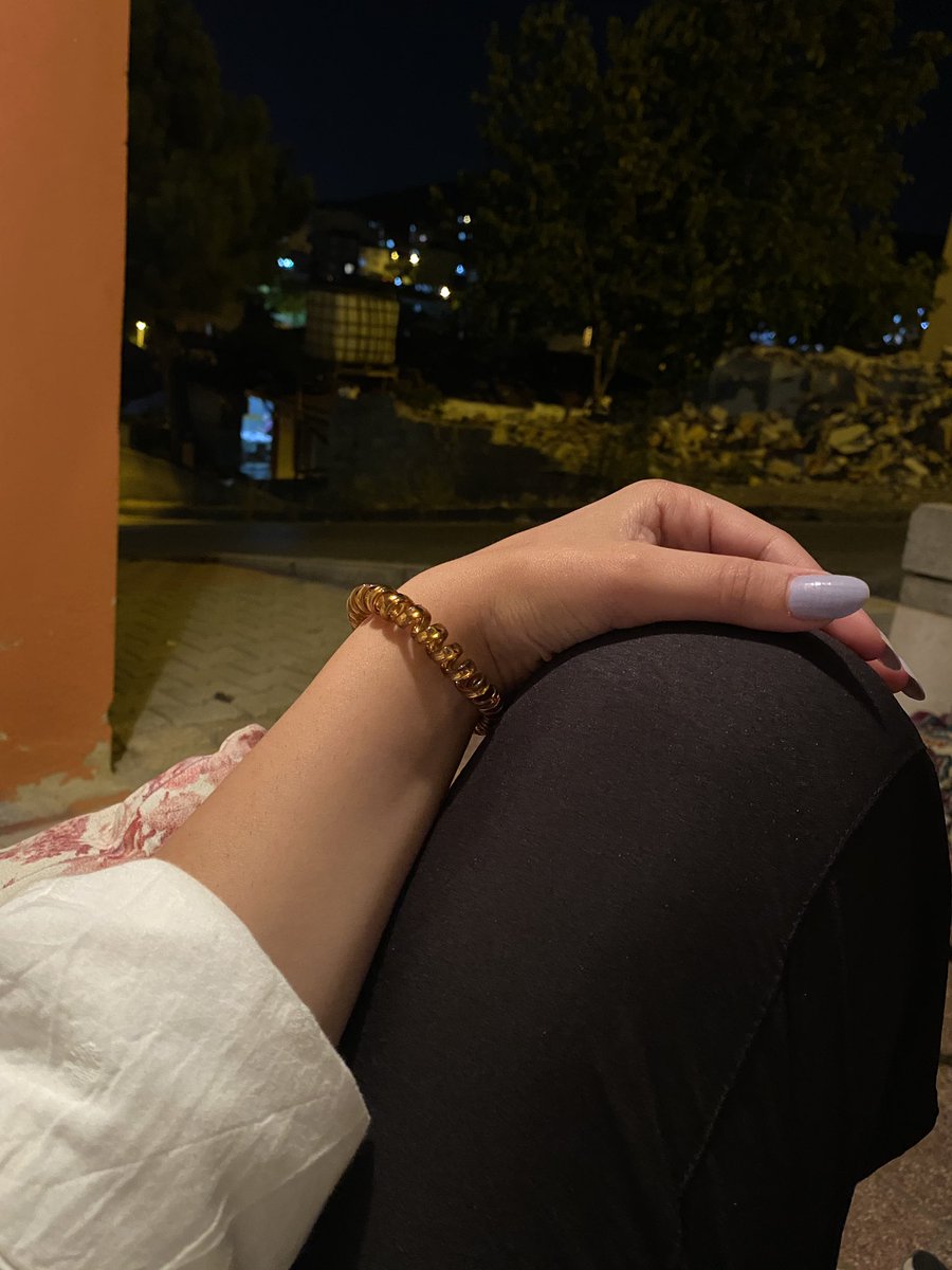 steqhss_'s tweet photo. Geceden kalmayız diyorum niye inanmıyorsunuz 😂🤦‍♀️ https://t.co/NkFHKtLMrA