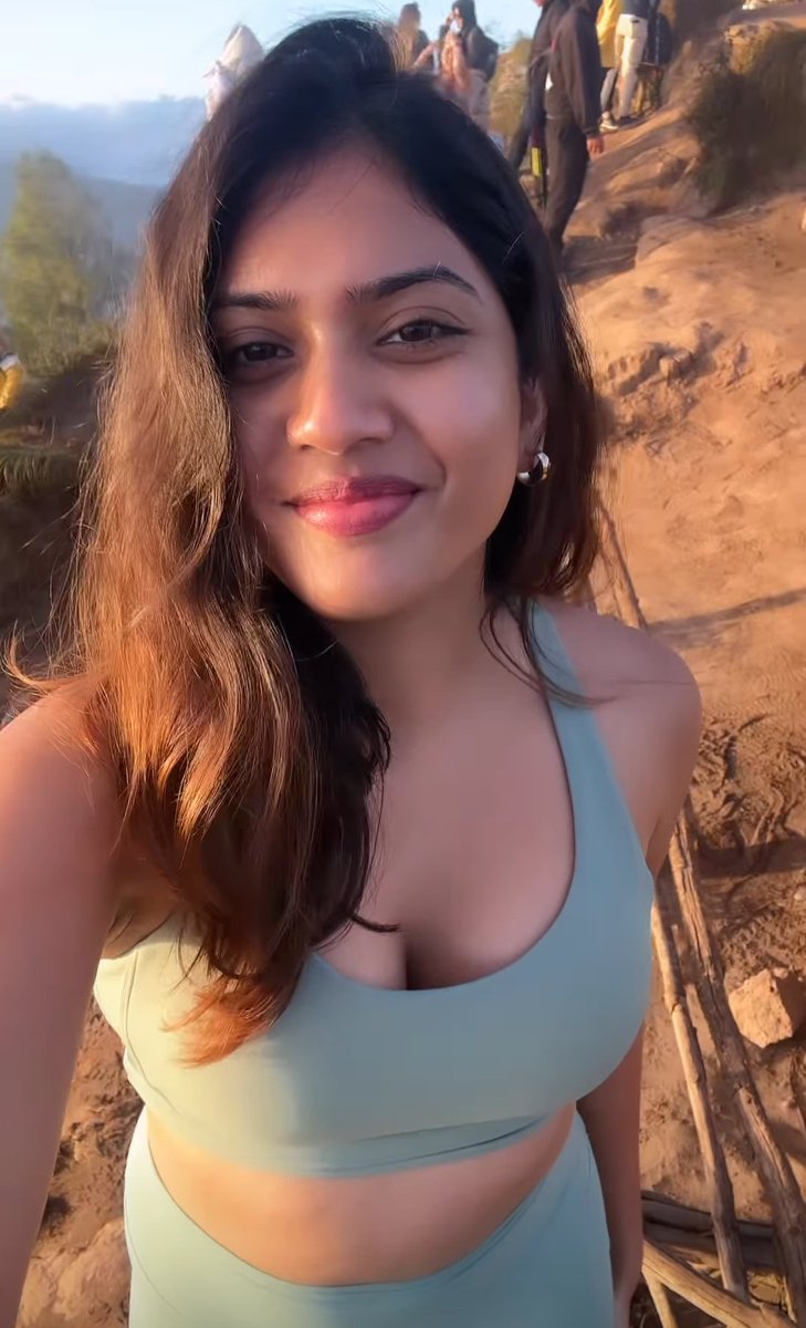 F2gBreCWYAA0_YE?format=jpg&name=medium