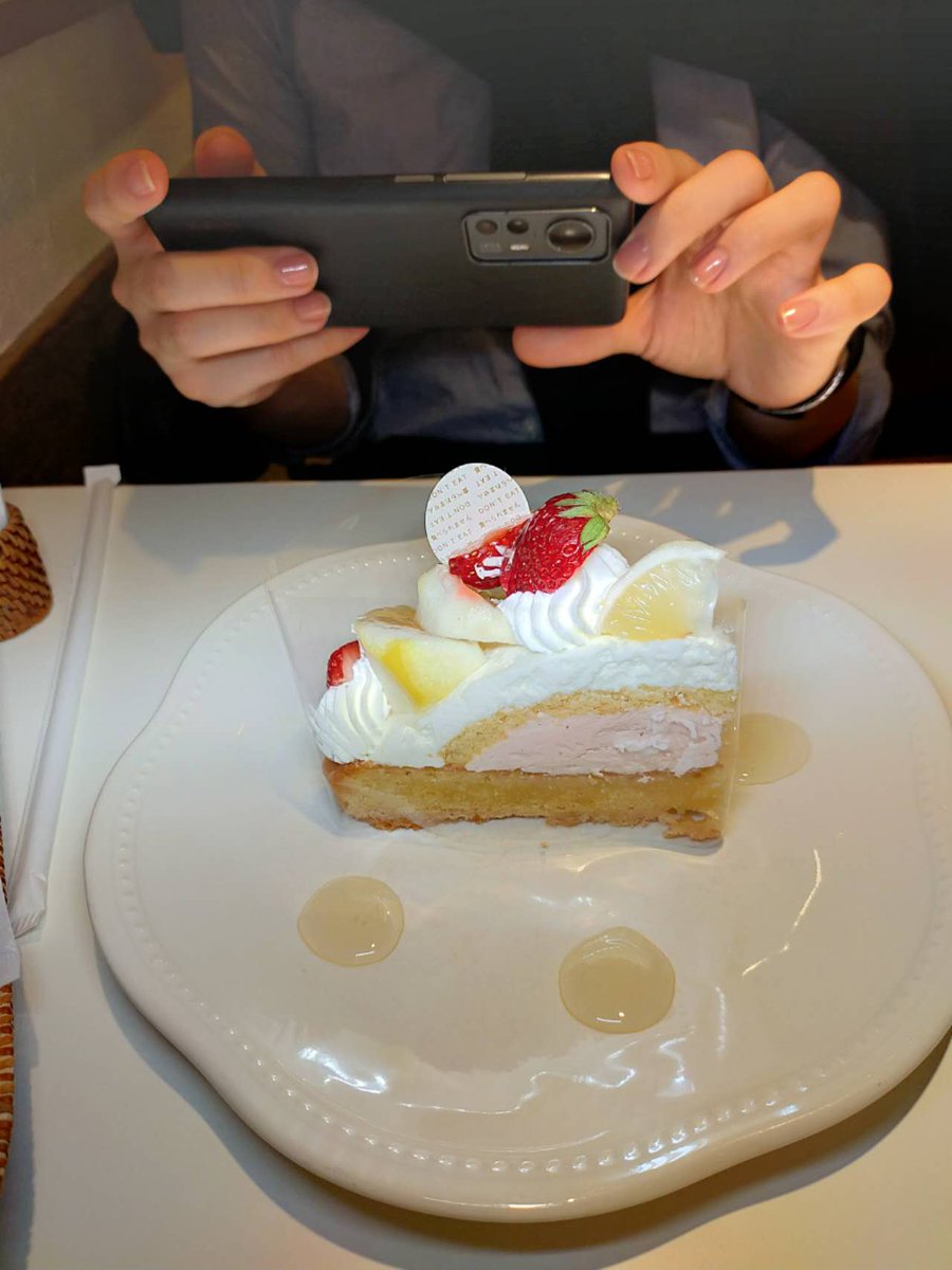 LogP_aitec's tweet image. 8/2はおやつの日 おやつは人を幸せにしますよね♬
LOG POCKETを使って、美味しい思い出を美しく残そう！
Amazon
amazon.co.jp/dp/B0BVTVY1J6
ふるさとチョイス
furusato-tax.jp/product/detail…
ふるぽ
furu-po.com/goods_detail.p…
#おやつ #ケーキ #今日は何の日 #logpocket #ふるぽ #ふるさとチョイス #Aitecsystem