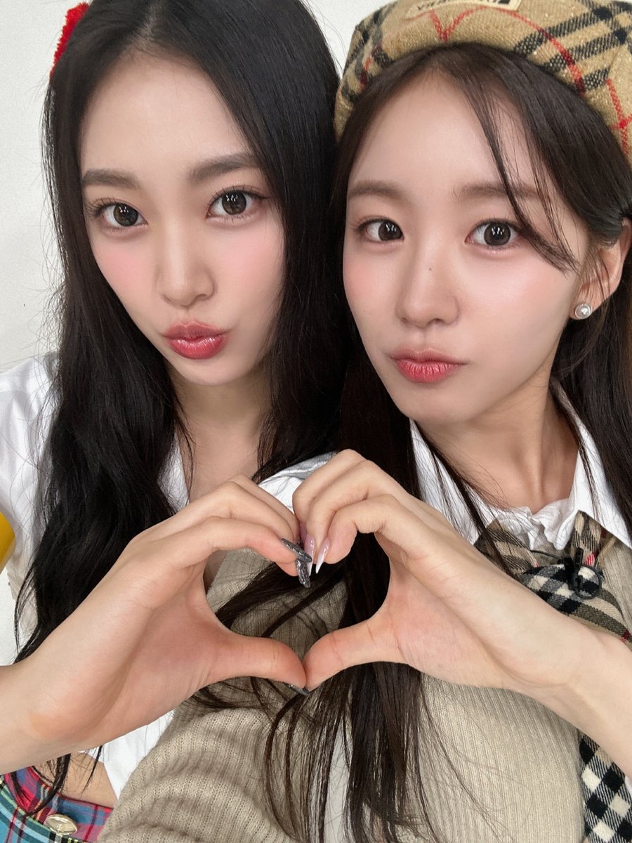 WOOAH 우아 tweet media