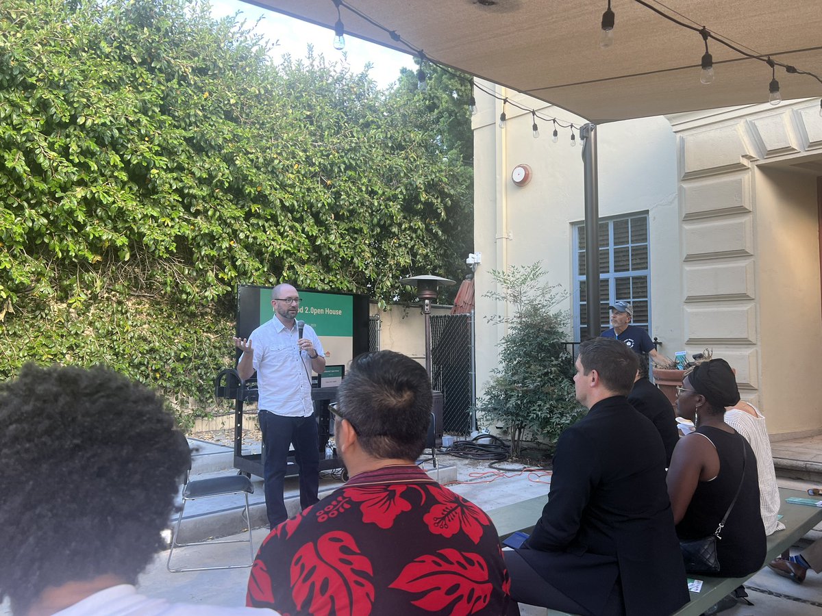 V_a_nessa_Ramos's tweet image. Grateful for @nathansheets and the crew at @Hollywood4WRD for their collaboration on the Hollywood 2.0 pilot. 

#DisabilityPower #Hollywood