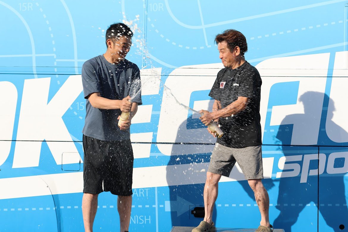 SSK71282873's tweet photo. お写真ありがとうございました。良き記念になります。走りはもちろん、涼しげな写真もありますし私の専属キャンギャル男も最高の笑顔で写ってます。
＃桶スポ
＃SSキラーズ
＃SSkillers
＃マルチ4
＃multi4 https://t.co/9krR957RbR