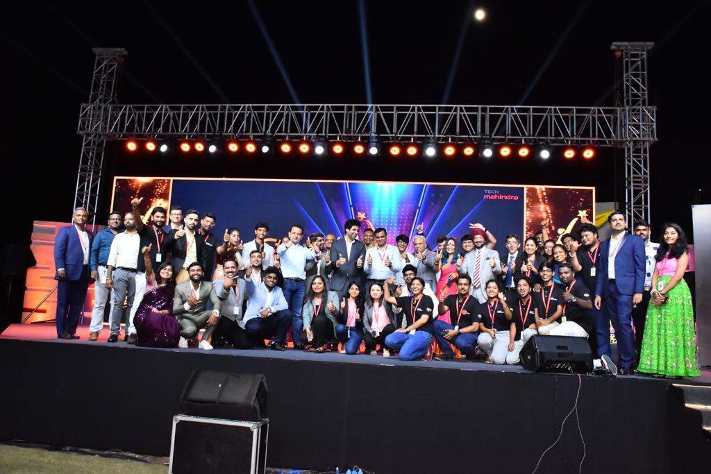 mohitjoshi74's tweet photo. August 1st was a highly anticipated night for me as I attended my first annual @tech_mahindra #StarAwards ceremony in Chennai. I have always believed that the collective success of any organization as we view it is a result of numerous individual efforts and performances that are often behind the scenes. 

I know for a fact that while these awards maybe limited in number, they are certainly limitless in terms of spirit. With #TechMightiesTogether, we will always forge a path towards a brighter tomorrow, fuelled by collaboration and teamwork.

#TechMahindraOnwardsAndUpwards
