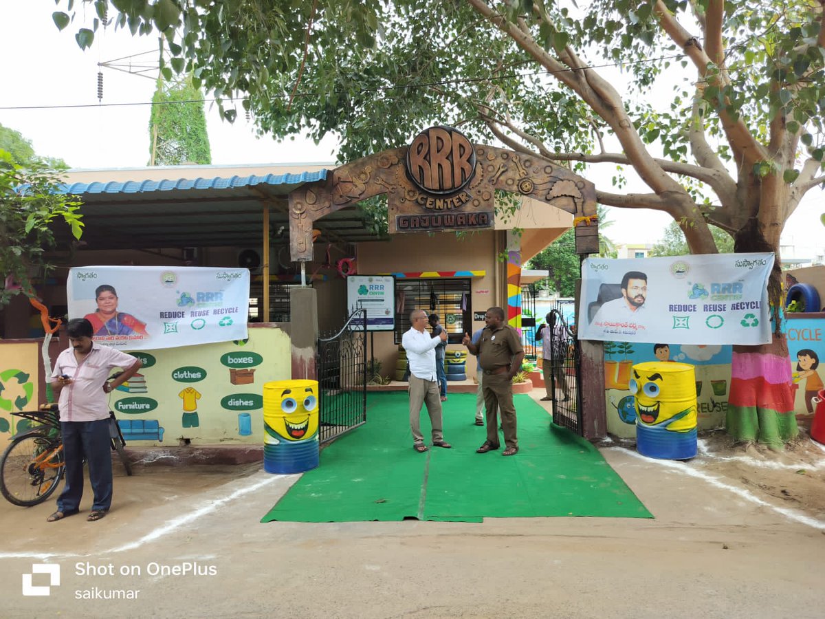 GVMC_VISAKHA's tweet photo. RRR center at Gajuwaka, Zone 6, GVMC. This RRR center specializes in creating cloth bags from the used cloth received  across the city.

#SwachhSurvekshan2023 
#SwachhSurvekshan2023Visakhapatnam 
#VisakhaSwachhSankalpam
#VizagSaysNotoPlastic 
#EcoVizag 
#ISupportEcoVizag 
#RRR4LIFE 
#IndiaVsGarbage 
#ChooseLiFE 
#CitizenFeedback 
@PMOIndia 
@AndhraPradeshCM 
@RoopaMishra77 
@HardeepSPuri 
@Secretary_MoHUA 
@AudimulapSuresh 
@GHVKumariMayor 
@CDMA_Municipal 
@SwachhBharatGov 
@SwachhaAndhra 
@SwachSurvekshan 
@swachhbharat 
@MoHUA_India 
@AmritMahotsav 
@pibvijayawada
