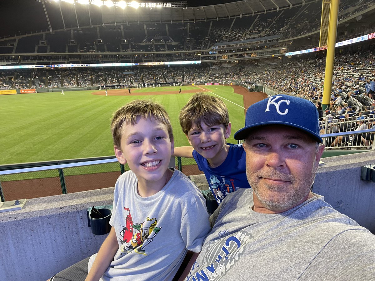 gnkeith's tweet photo. Royals win!  Just like they drew it up. #balkoff https://t.co/zYsGjfErKh