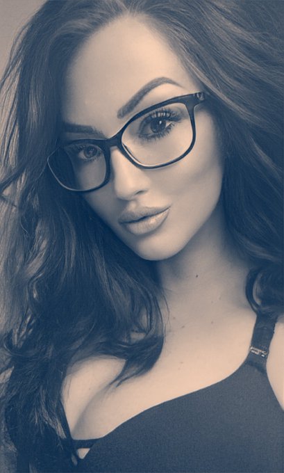 #TuesdayTreats https://t.co/YfIeezMRdS<a href="/tag/tuesdaytreats"class="tags">#TuesdayTreats</a>