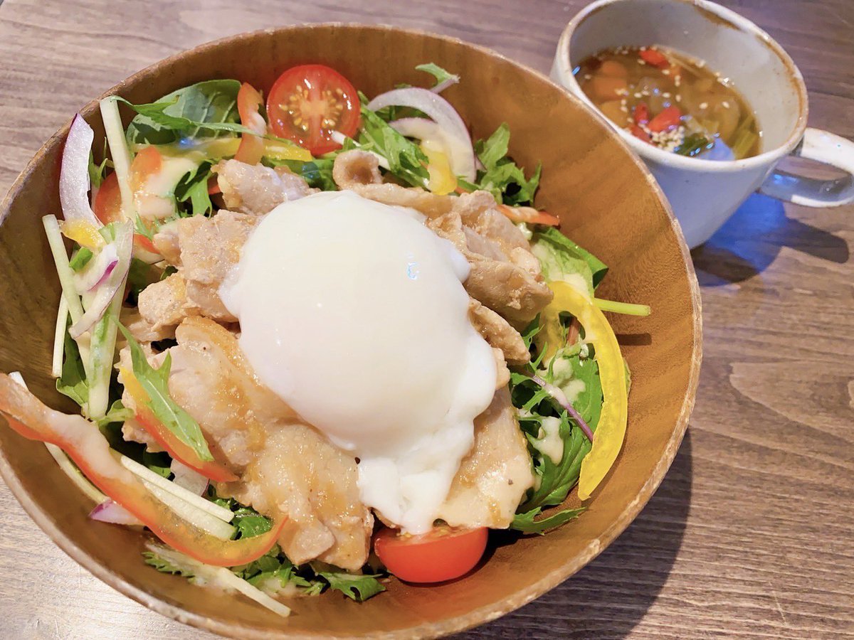 NEOGardenCafe's tweet photo. 本日のおすすめ😊【温玉豚しょうが丼】¥1000

#カフェ
#ランチ
#深谷市 https://t.co/5Os4IyMvOs