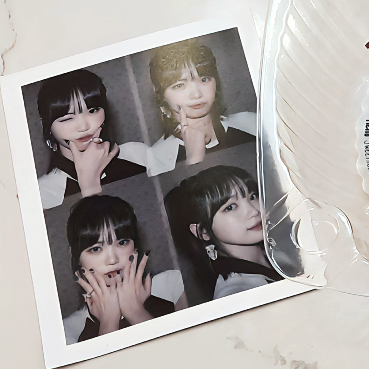 ssamuchelle's tweet photo. 📬 #ssamuchellemail

hiii! unforgiven chaewon lolli and instant photo arrived safelyyy. thank you for this po and for the freebieeeesss!! <3333

@tintin_africa #gomawotin https://t.co/wSAUilBHTX