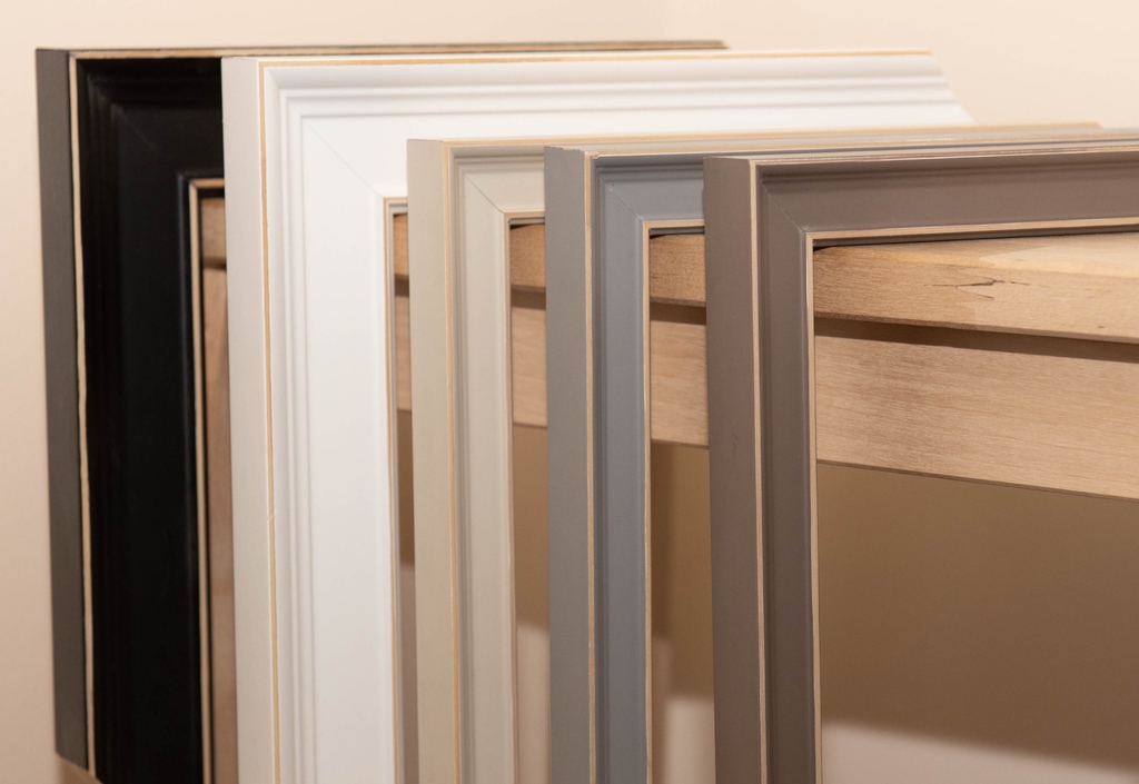 FlagshipFraming's tweet photo. Bramham is a combination of a traditional shaped profile with a contemporary matt finish in a range of popular colours with contrast detailing. This profile is available in two sizes and five colours that complement one another perfectly.

#Flagshipframing https://t.co/mMvK5Yvx7p