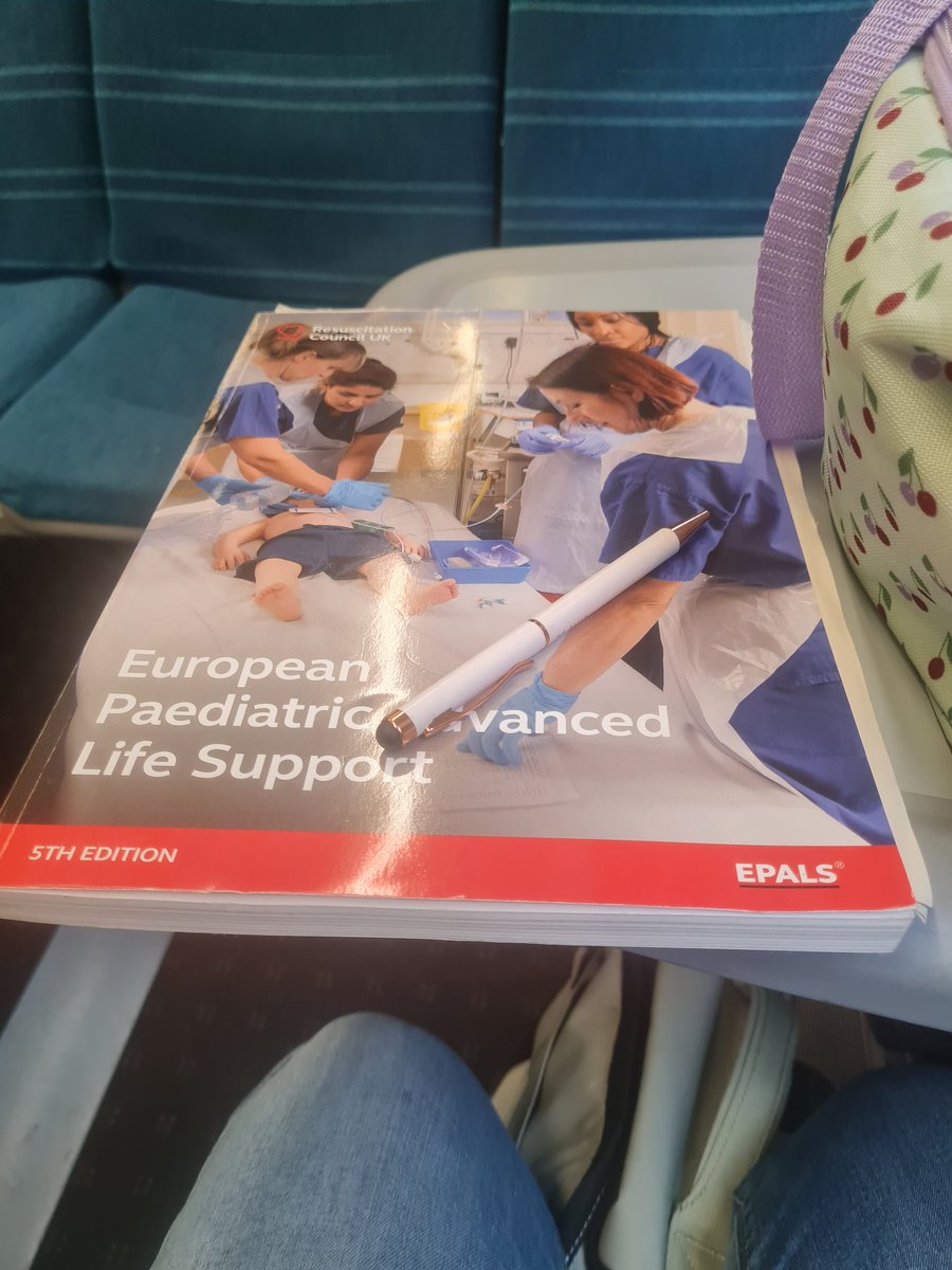 VictoriaGueorg1's tweet image. Let's get prepping #education #rcuk #EPALS