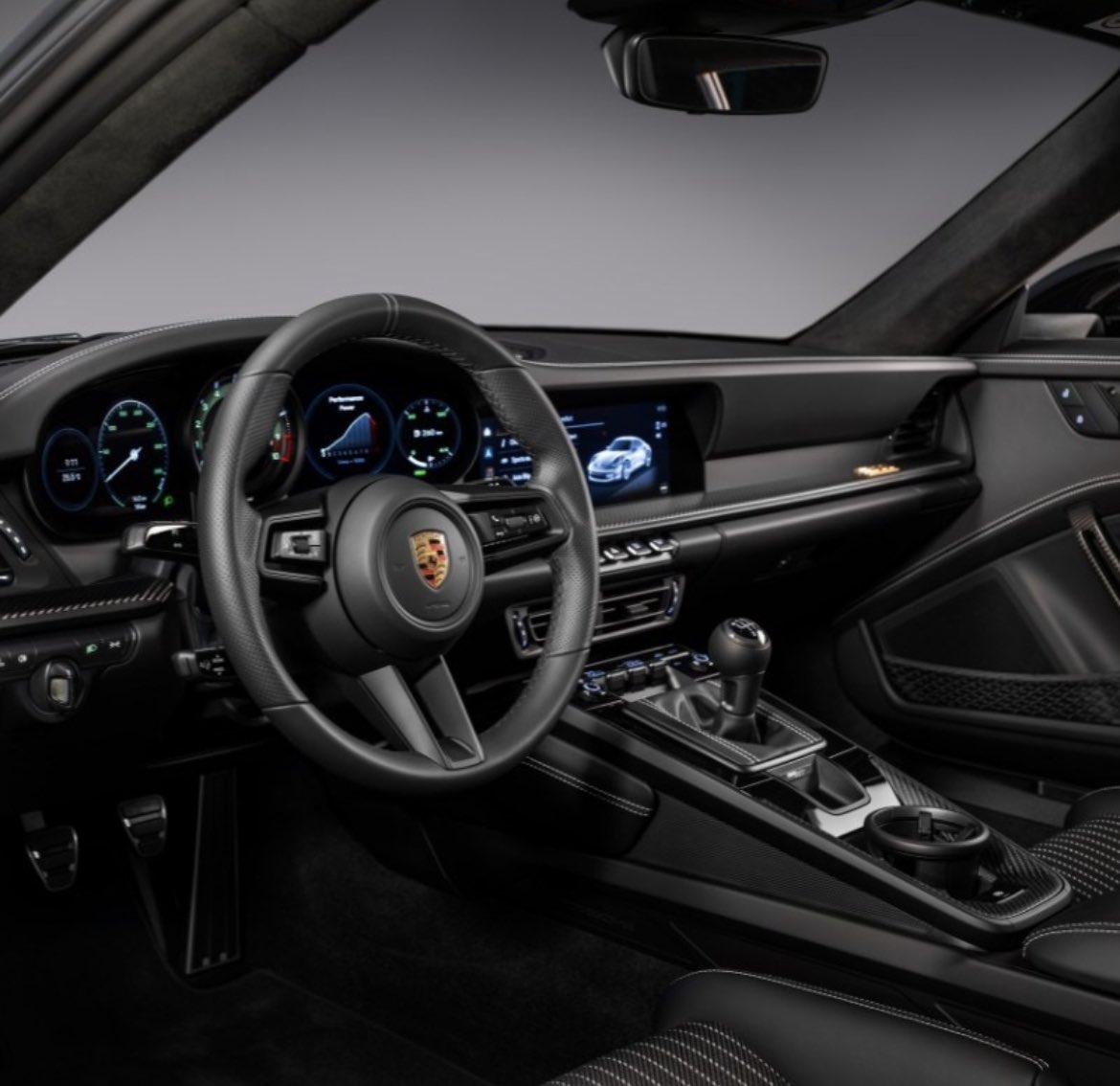 giucrso911's tweet photo. -Flat 6 atmosphérique de 4.0 emprunter à la GT3 RS (525ch)
-Look de GT3 Touring
-Boite manuelle a 6 rapport uniquement 
-Un gros travail de légèreté (1380 kg a vide)
-Porteuse du badge Heritage 

Enfin bref, voici la nouvelle Porsche 911 ST (Type 992) https://t.co/00zKuDNqRS