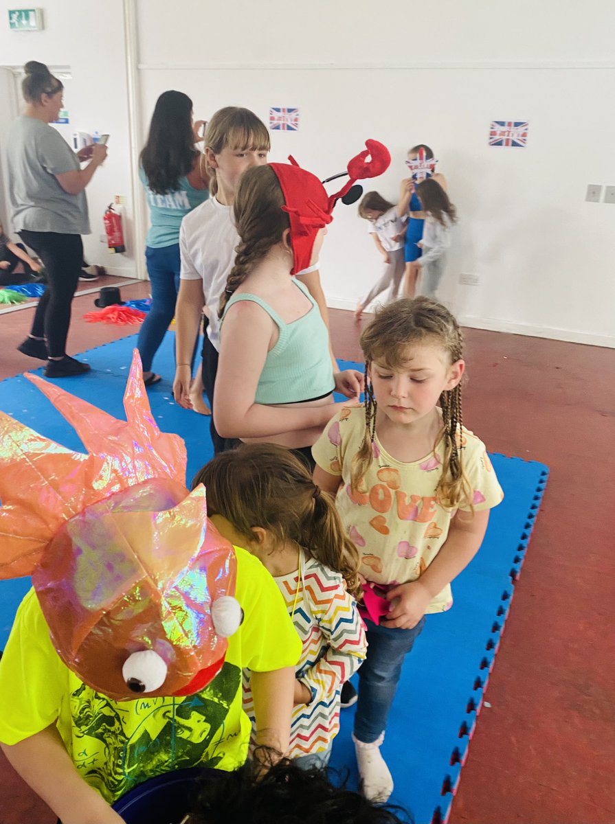 arts_liberty's tweet photo. And the winner of Windhill’s Got Talent 2023 is…..
A brilliant day at #windhill community centre yesterday. Singing, dancing, gymnastics, cheerleading, storytelling, boxing display.Thankyou for having us! #windhill #windhillsgottalent #bgt #haf #shipley @bradfordmdc @BDCulture_ https://t.co/d4SOfM2XI7