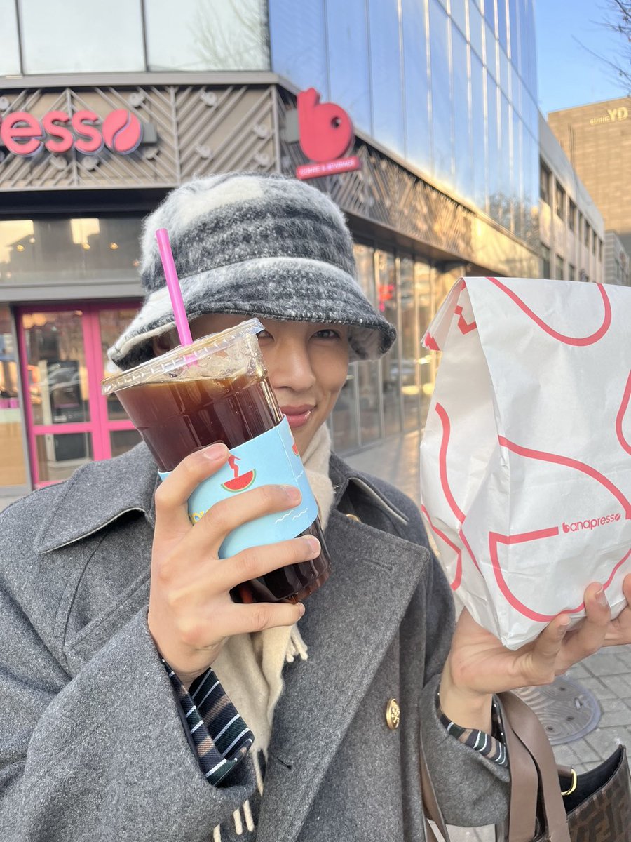 TFN_official_'s tweet image. 최고의 형 최고의 리더 최고의 친구 최고의 작곡가이자 최고의 건치.. 우리 형 항상 사랑하고 진심으로 생일 축하해요! 건강하자! 💕

#TFN #티에프앤 #NOA #노아 #ON #온