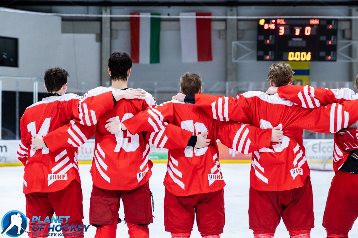 W aż trzech turniejach 🏆 w najbliższym czasie 🔜 weźmie udział reprezentacja Polski do lat 18 🇵🇱

Na liście powołanych znalazło się 28 zawodników 🏒 Znamy też 17-osobową listę rezerwowych ⤵️

planetofhockey.com/n/9161/intensy…

#PolskaU18 #Hokejpl #PolskiHokej #Powołania #AndreiGusov
