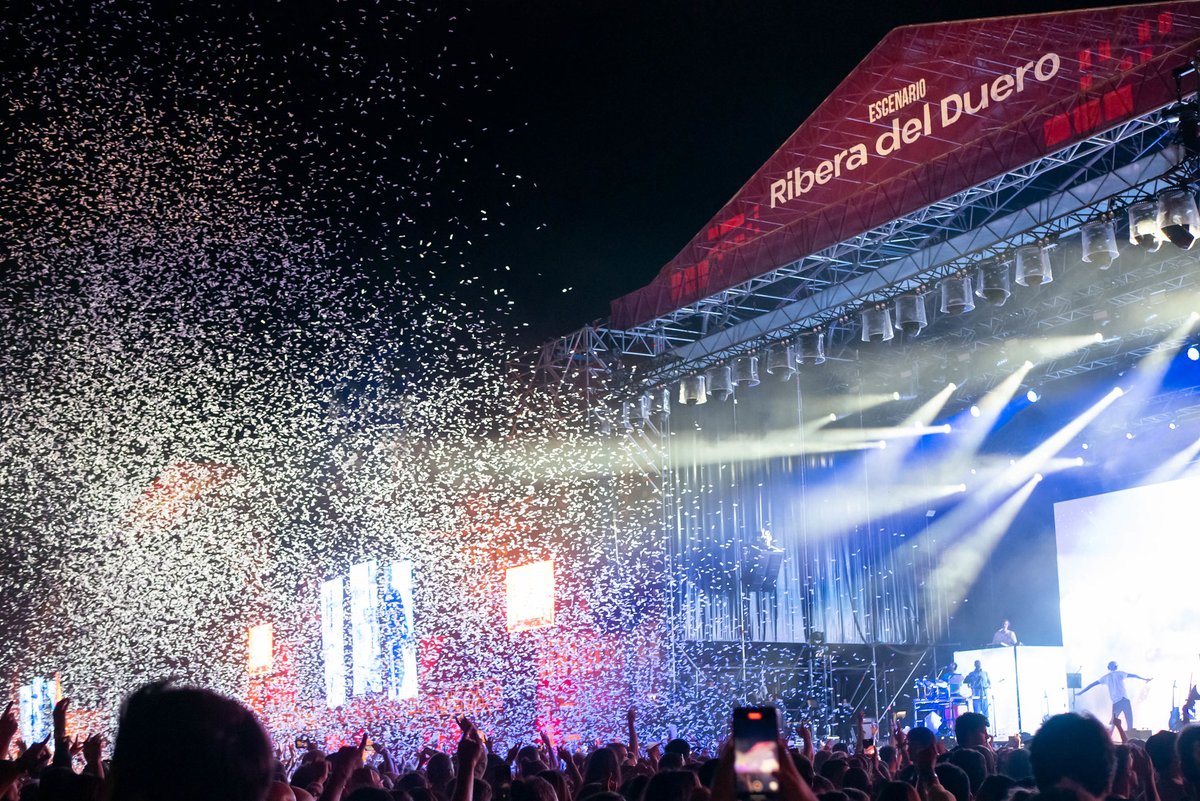 Llevamos todo un año esperando este momento y ya casi podemos tocarlo con la punta de los dedos. Ahora sí, comienza la cuenta atrás para el inicio del <a href="/sonoramaribera/">Sonorama Ribera</a> 

¡Que vivan los días de #vino y #música!