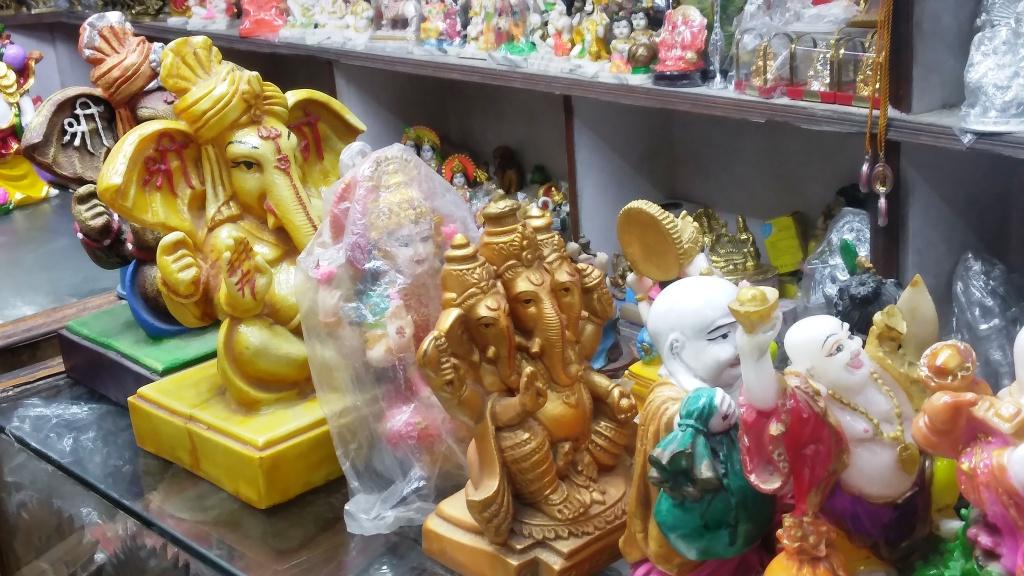 Units108's tweet photo. Sale of Bhagwan Murtis. See Photos, see Video.
Rates in Rupees
(Original Price -> Sale Price):-
500 -> 350
1000 -> 750
1500 -> 1200
1800 -> 1400
2500 -> 2000
Address:-
RK Gandhi Gift Emporium, 2/21-A, Double Storey,
Shivaji Market, Tilak Nagar, Delhi - 110018.
M.: 9953810255.
2/3 https://t.co/ZNlxERqlEV