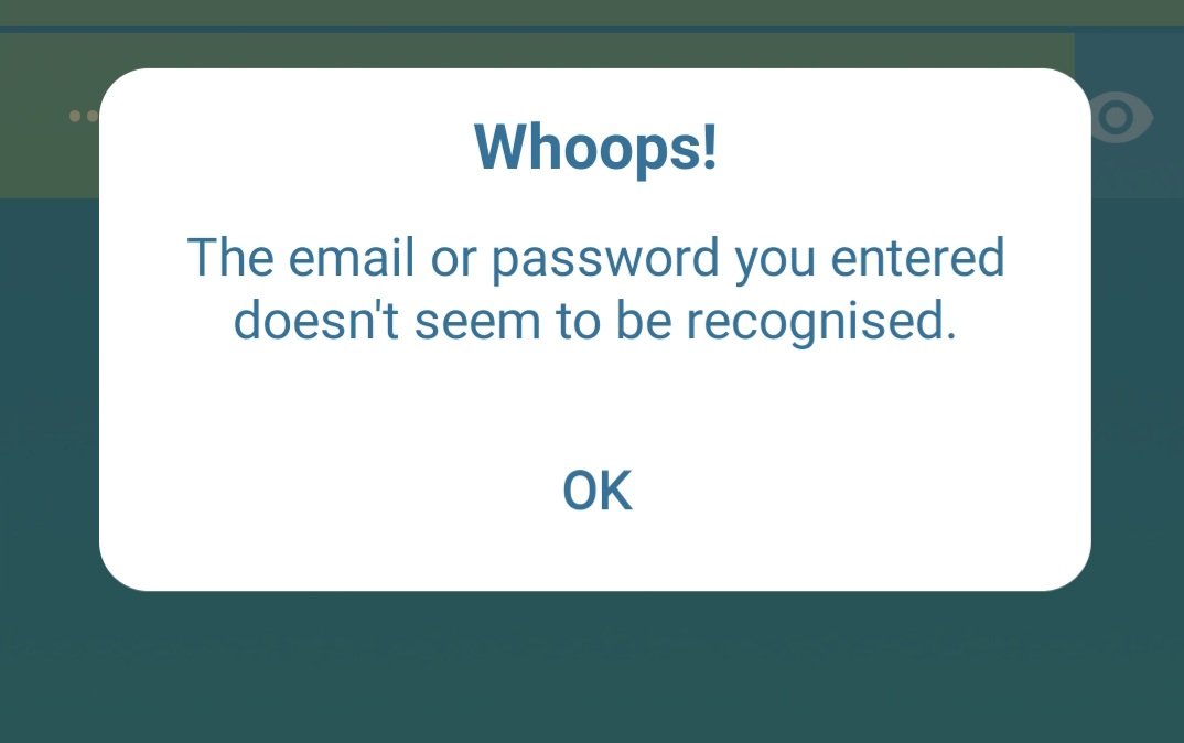 Copterchick's tweet photo. @Nutracheck hi, I decided I'd like to use your app again, when I've gone to sign up, its saying my email address is already registered &amp; to log in, but on the sign in page it's saying its not recognised. Please help! https://t.co/1caORKOhGO
