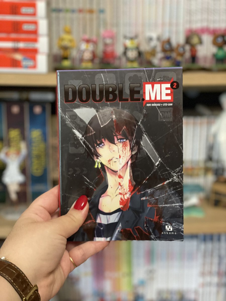 Romanegames_'s tweet photo. Un second tome tout aussi excellent que le premier et qui aura su me surprendre à plusieurs reprises. Ce titre est vraiment originale surtout grâce à notre protagoniste. J’aime beaucoup ! 📱

@AnkamaEditions #seinen #doubleme https://t.co/BzxtIV0ZIm