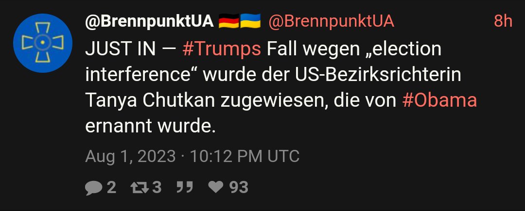 NennpunktUA's tweet photo. Bei Rechtsaussen #BrennpunktUA dreht sich gerade wieder alles um #Trump. Einerseits wirken die heutigen Tweets oberflächlich betrachtet kritisch, anderseits scheint er suggerieren zu wollen, die Anklage sei kontraproduktiv. Und wer hatte als #patriot_singles ein Trump-#Fanshirt⁉️ https://t.co/Qi9xO52EBu