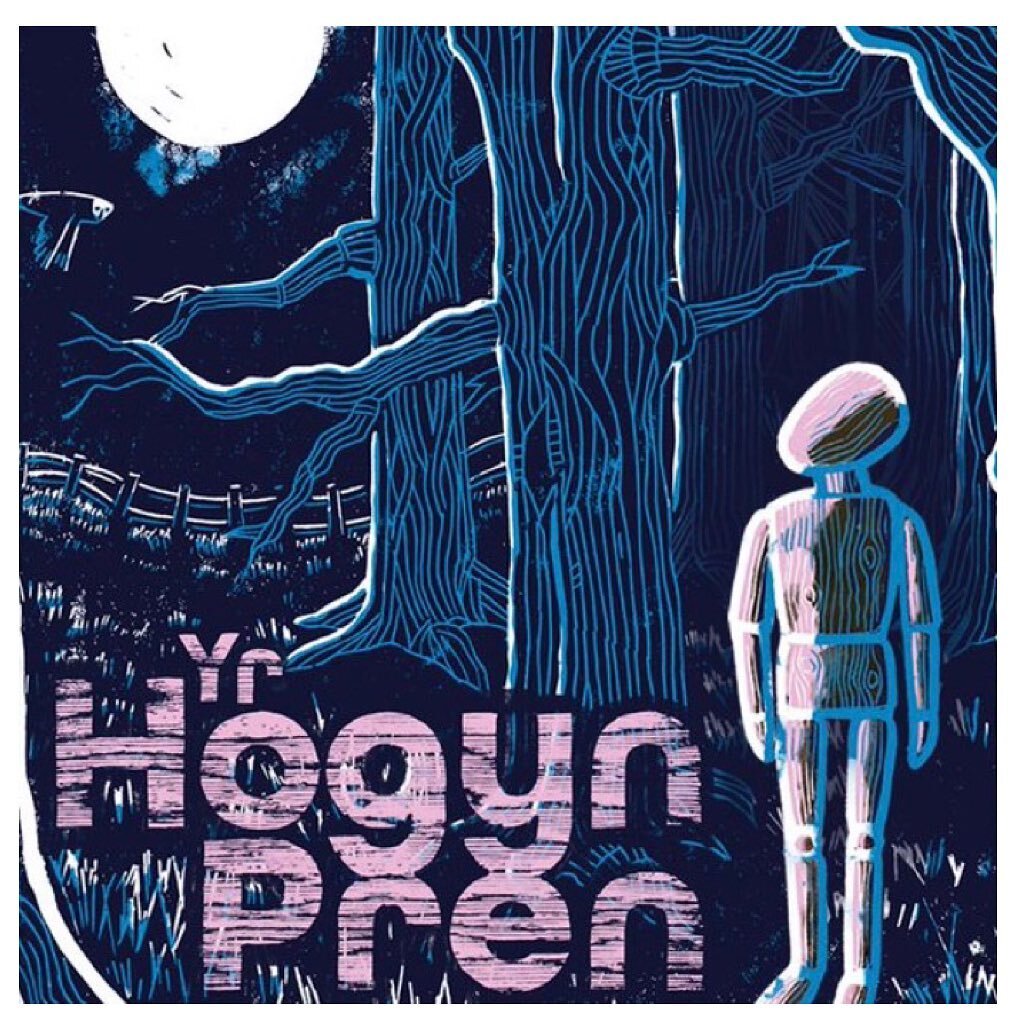 Wedi treulio diwrnod hudolus efo @TheatrGenCymru ddoe yn gwylio'r Hogyn Pren yn gwneud ei betha'. 

Rhwng chi a fi, dwi erioed wedi gweld tîm mwy talentog yn fy mywyd, nac wedi teimlo cymaint o groen gŵydd mewn chwarter awr. Does gan yr <a href="/eisteddfod/">eisteddfod</a> ddim SYNIAD be sy'n dod.