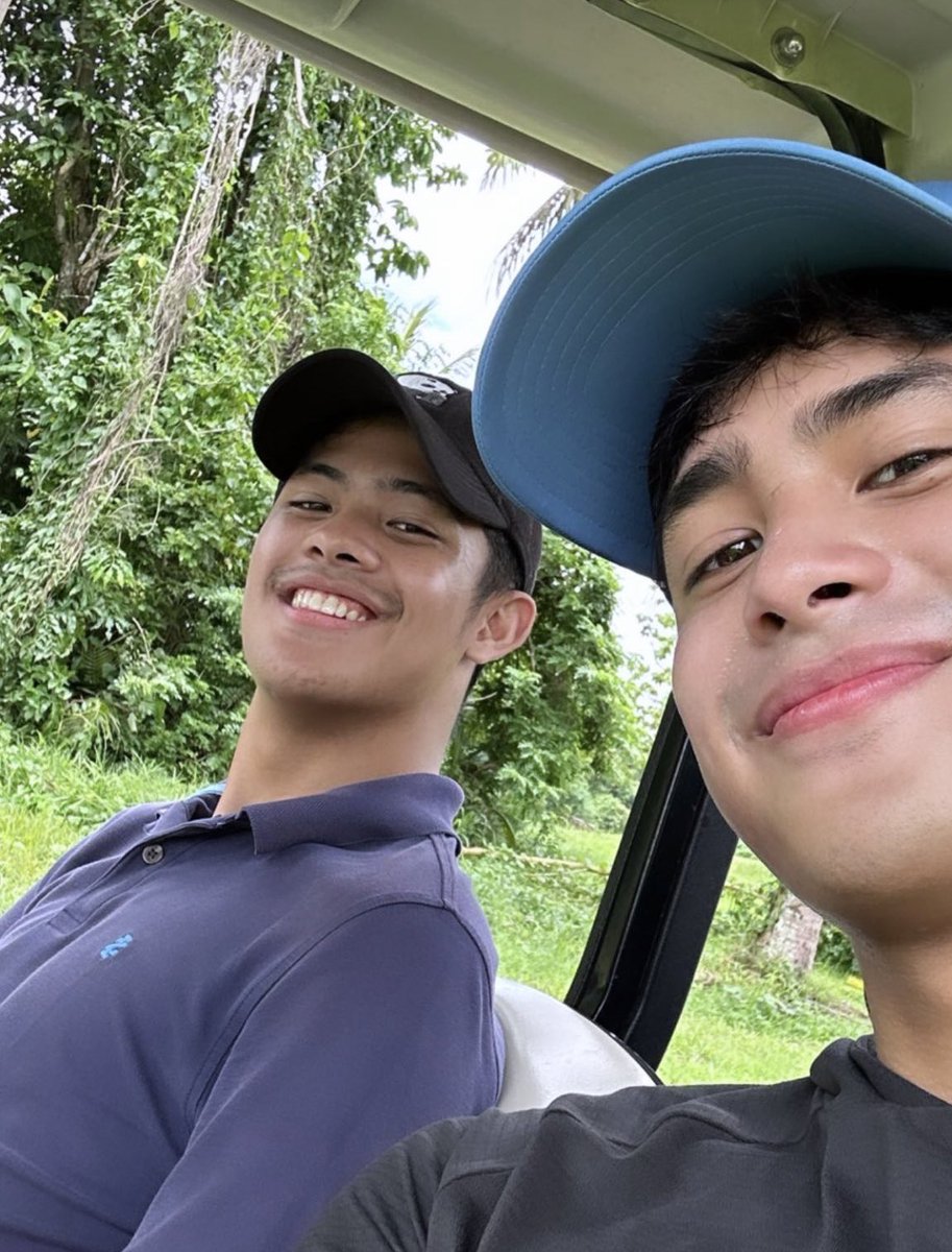 belindoll's tweet photo. same vibes talaga sila 😭😭😭😭😭 #DonnyPangilinan https://t.co/7kSXt4Y301