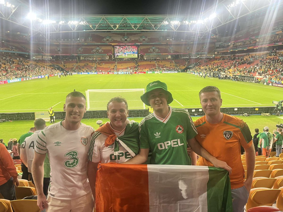 eoinryan95's tweet photo. Great 2 weeks in Sydney and Brisbane supporting the Girls in Green☘️ https://t.co/v5vH3xDwnz