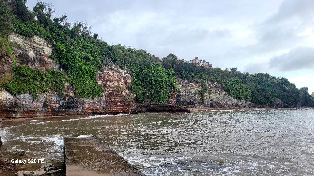 andygreencre8iv's tweet photo. My planned early morning walk across Jacksons Bay Barry Island thwarted by incoming tide.
What's the equivalent of the 'incoming tide' for your plans today?
#Walkspiration #Barryspiration 
#SocialCapital https://t.co/WEReMa11bf