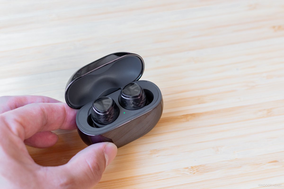 indoorheart's tweet photo. ずっとAirPods Proしか使っていなかったから、8,000円台でこの音質すごいってなってる…!
SOUNDPEATS Engine 4
https://t.co/jsRxv2pggn
#SOUNDPEATS #サウンドピーツ #PR https://t.co/YdaMPybPoy