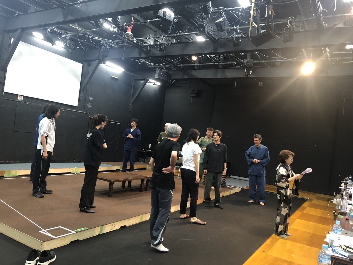 52pro52pro's tweet photo. 💐イベント情報💐

ゴツプロ！『 #イノレバカ 』
8/30〜9/10 #本多劇場
作•演出:#田村考裕  
🟡初日8/30にご来場のお客様に
終演後、お花のプレゼント🎁が
あります💕欲しい方はぜひお持ち帰りくださいっ
お楽しみにっ❣️

🌼絶賛チケット発売中🌼
詳細コチラ👇
https://t.co/NhHr797fzJ

#makememe https://t.co/h8O7zDQcMQ