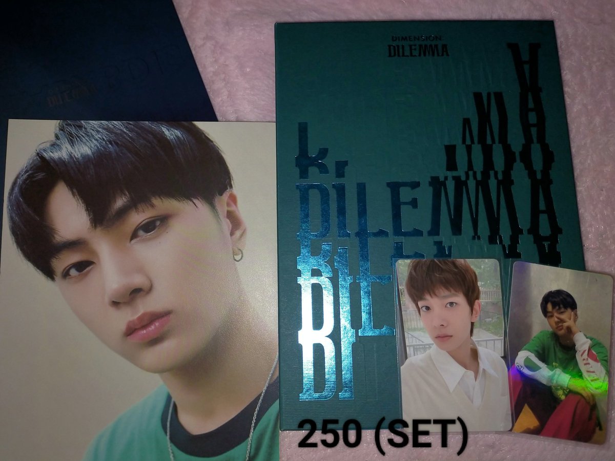 h0neyjay's tweet photo. ENHYPEN SALE
wts lfb enhypen ph
 
t. enhypen jay heeseung holo scylla charybdis nrpc dilemma unsealed https://t.co/MTbBUA9bay