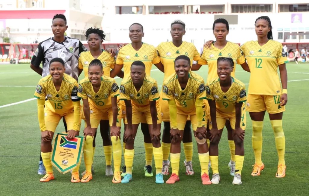 iDiskiTimes's tweet photo. GOOOOAAAALLL

1-1  South Africa, OG 😍

#FIFAWCC https://t.co/y8UXIJrGcQ