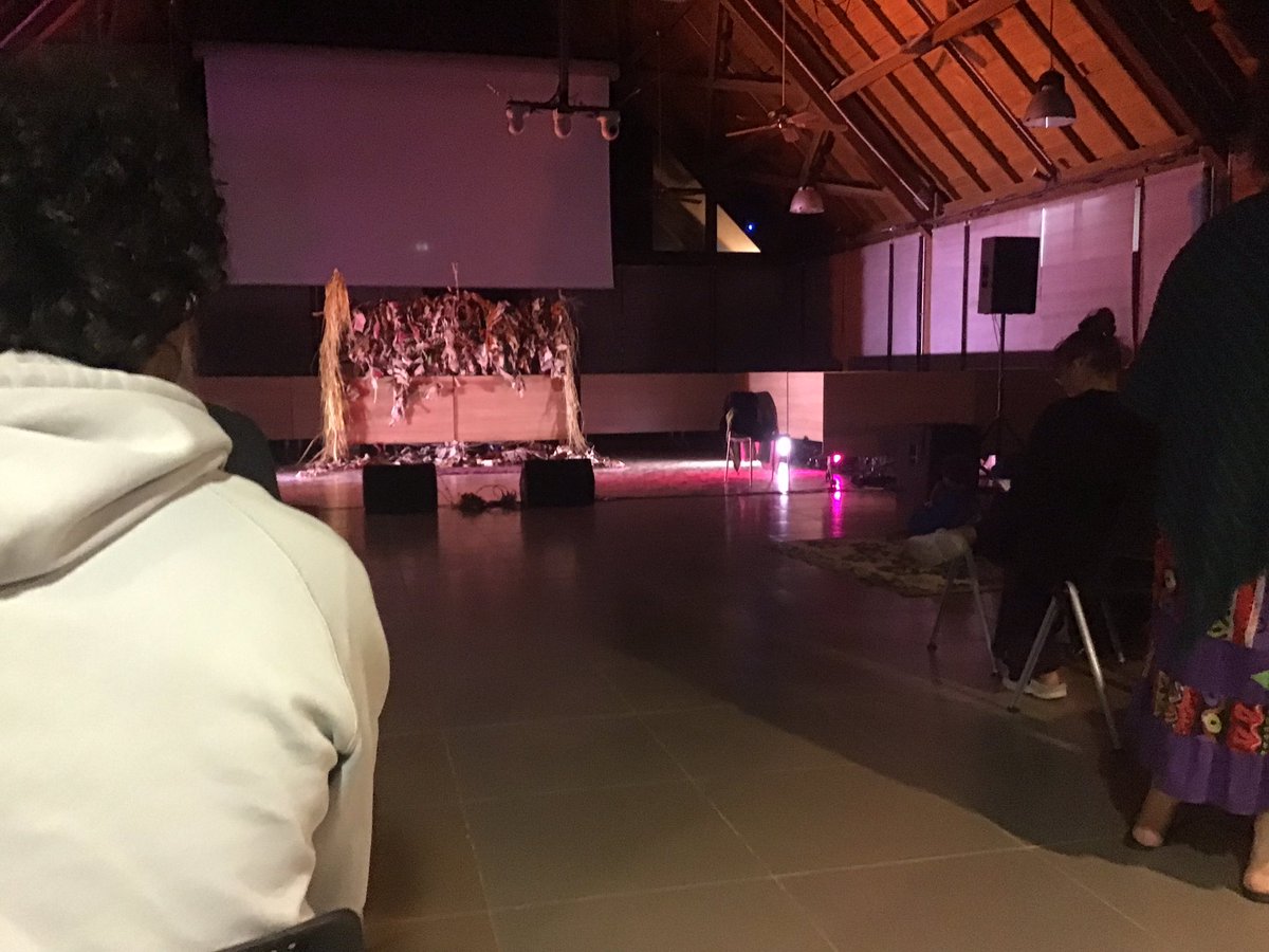 wahetra's tweet photo. Mercredi 2 août 2023 : Le spectacle va commencer.
#PaulWamoetReshaufarédelaPIL.
#ALASOURCE https://t.co/slIgdfDbHj