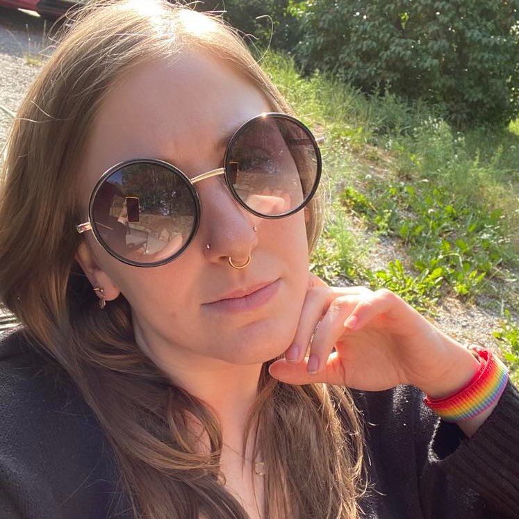 Danielle Koste is ✨ manifesting ✨ tweet media