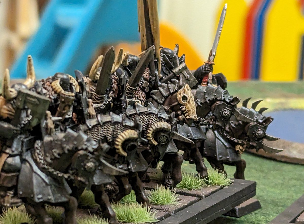 van_von_vulkvan's tweet photo. Classic match up at the club last night. The army of Ostland took on my new army I've been working on (Hordes of chaos). 

A victory to Chaos but the men of the Empire dealt a significant blow to chaos army. 

#warhammer
#WarhammerCommunity 
#warmongers
#warhammerfantasy https://t.co/ooTzjrI3ti