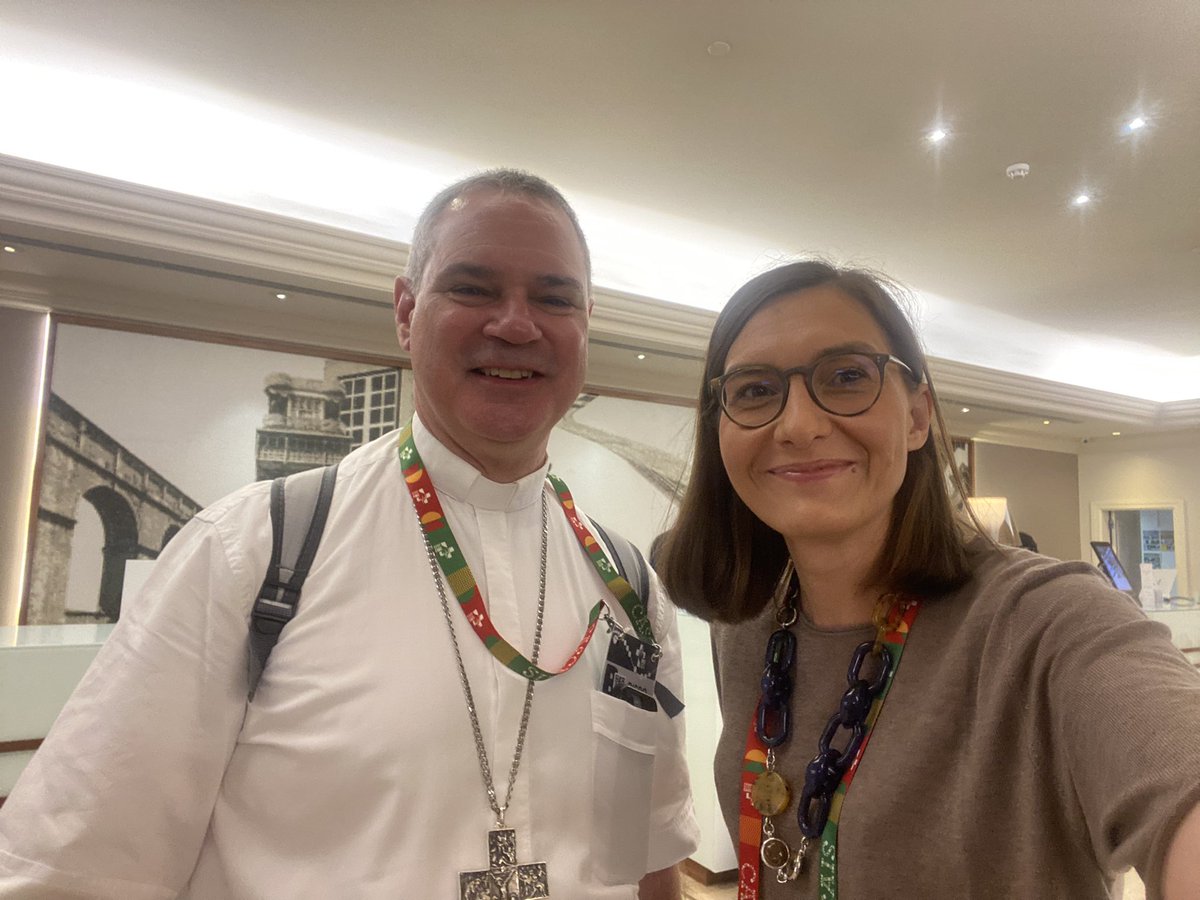 Guzik_Paulina's tweet photo. I’ve always wanted a selfie with @BishopComensoli , owner of the coolest bishop’s sunglasses in his Twitter profile pic. Thank you for a great conversation! Archbishop Comensoli travelled to Rome and Assisi first with his young people from Melbourne and now is in Lisbon for #WYD https://t.co/VGsFMkJEE2