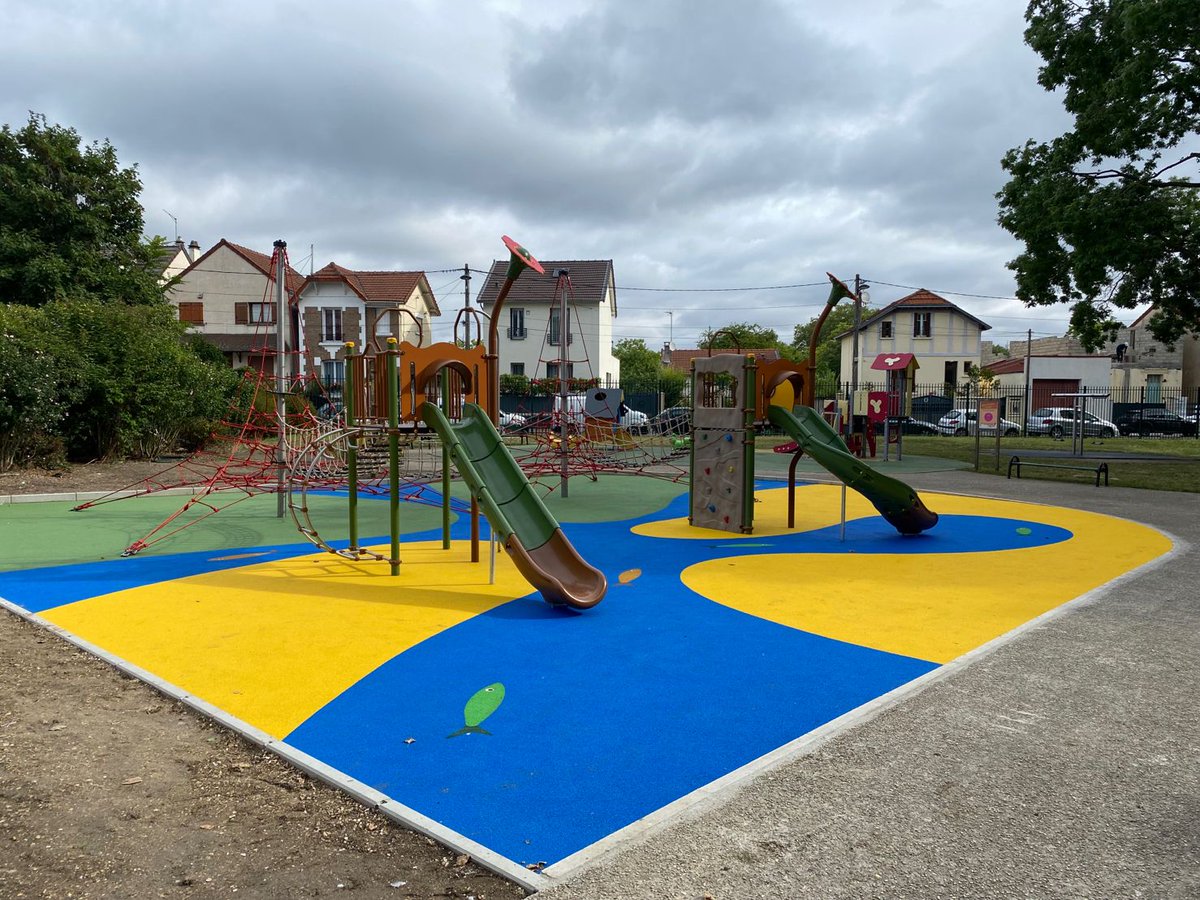 Husson International tweet media