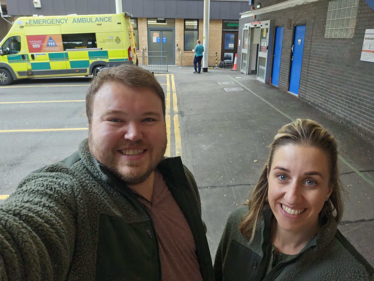 Final NHS shift done ✔️ 
UK license to practise surrendered ✔️ 
Bags packed ✔️ 

🇦🇺 Australia here we come 🇦🇺
