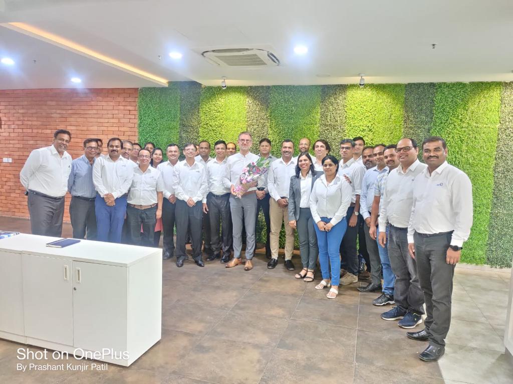 KSB_Tech's tweet photo. Exciting day at #KSBTech as we had the privilege of welcoming and honouring our Group CTO Stephan Bross, Dr.-Ing., along with our Managing Director, Rajeev Jain.
#CTOInIndia #Inspiringvisit #tour #technology #pumps #valves #meeting #engagement #Hr #leadership #technology #IT https://t.co/mzgQ1otRkI