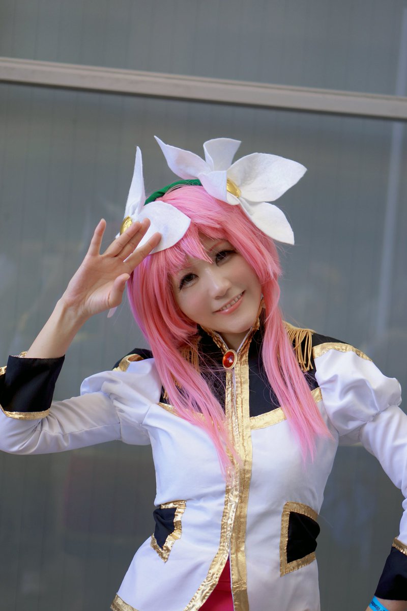 CalpisFowl's tweet photo. ミルフィーユ 桜葉
Model:　岬さん　@kirari_misaki
#ワンフェス
#ワンフェス2023夏 
#WF2023S 
#WF2023夏 
#WFコスプレ 
#コスプレ

とても可愛い写真をありがとうございました! https://t.co/McATbisFOs