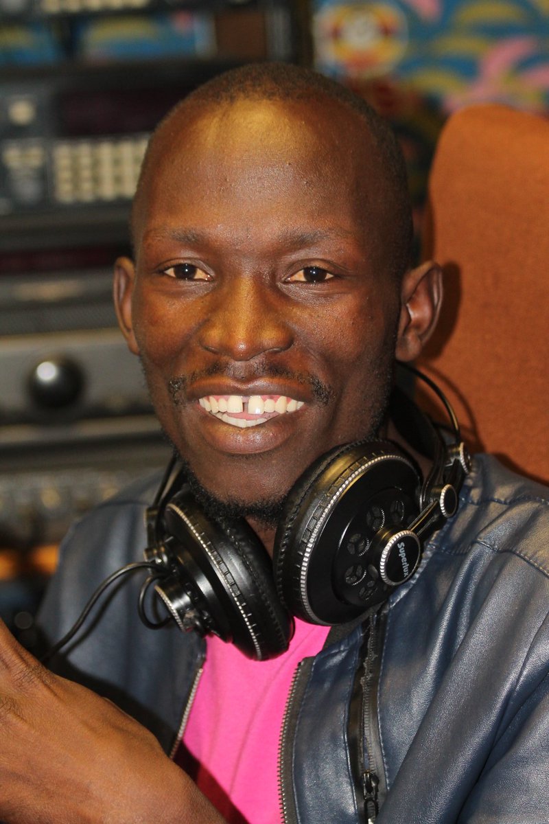 RadioPacisnews's tweet photo. 94.5FM| WACHID ANYIM | OTERA ( Alur)
Tune in and join the conversation on radio
📞📲☎
0793-212162
0393-273232
https://t.co/yfNnJhXftP
#WeGoForward
#PeaceOfChristForAll✌🔥🔥. https://t.co/26fXUF54kH