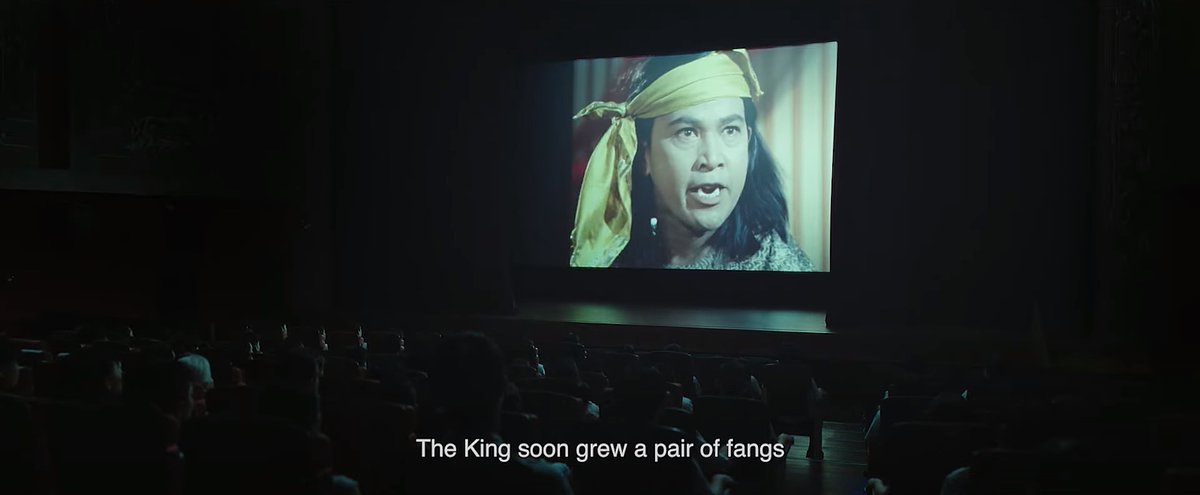 FilemKita's tweet photo. #SnowInMidsummer (Ogos/Sept 2023)

Pada malam berdarah itu, turut berlangsung tayangan (semula) filem Raja Bersiong (1968) pada tengah malam.

Ah Eng dan ibunya selamat dalam perlindungan kumpulan opera itu, tapi entah apa yang terjadi kepada ahli keluarga mereka di pawagam. https://t.co/MRTKxY7cZH