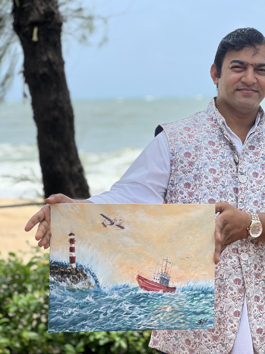 Gopal, our Food and Beverage Head at The Postcard on the Arabian Sea is exceptional with his cocktails but not to forget, he is an amazing artist who paints like a dream. Just painted this during our stay. Do meet him when at the hotel. Welcome to our world ⁦@PostcardHotel⁩